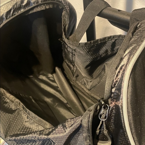 Black Men's Bag - Picture 4 of 4